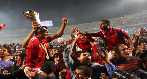  الأهلي بطلا للكونفيدرالية.. لقب تاريخي وتتويج إفريقي أخير بهدف متعب "+90" 